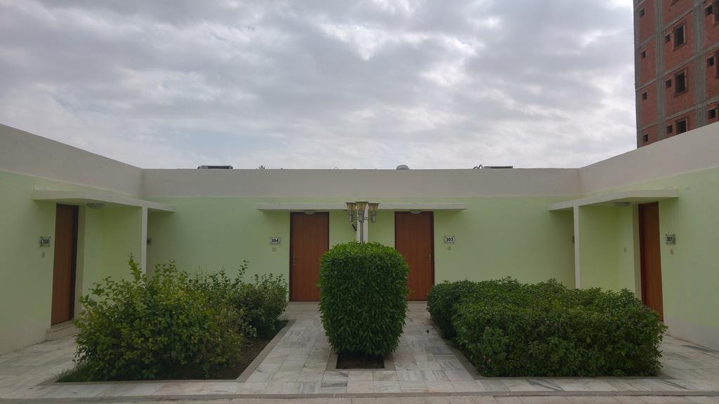 Al Waha Hotel Yidda Exterior foto