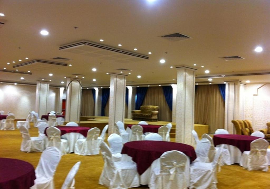 Al Waha Hotel Yidda Exterior foto