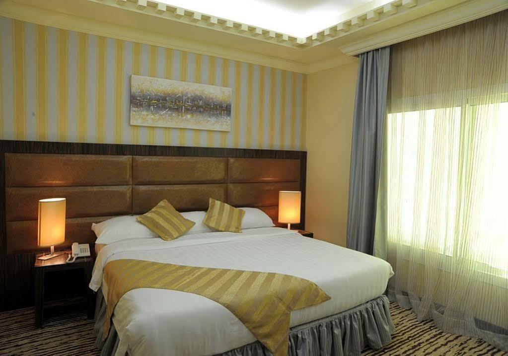 Al Waha Hotel Yidda Exterior foto